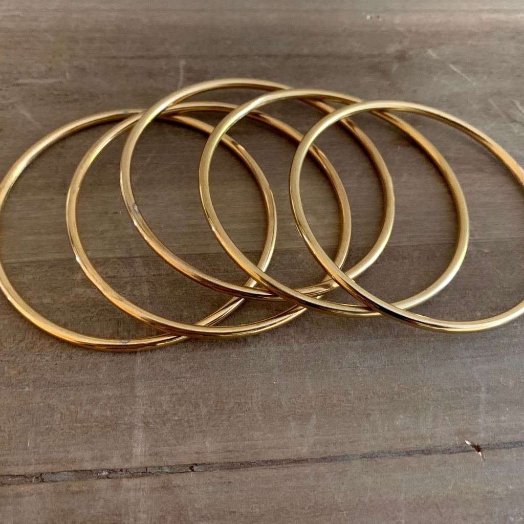 צמידי חישוק מוזהבים| צמידים לאישה| סט צמידים לאישה - ARIO by Shlomit Berdah - ARIO by Shlomit Berdah