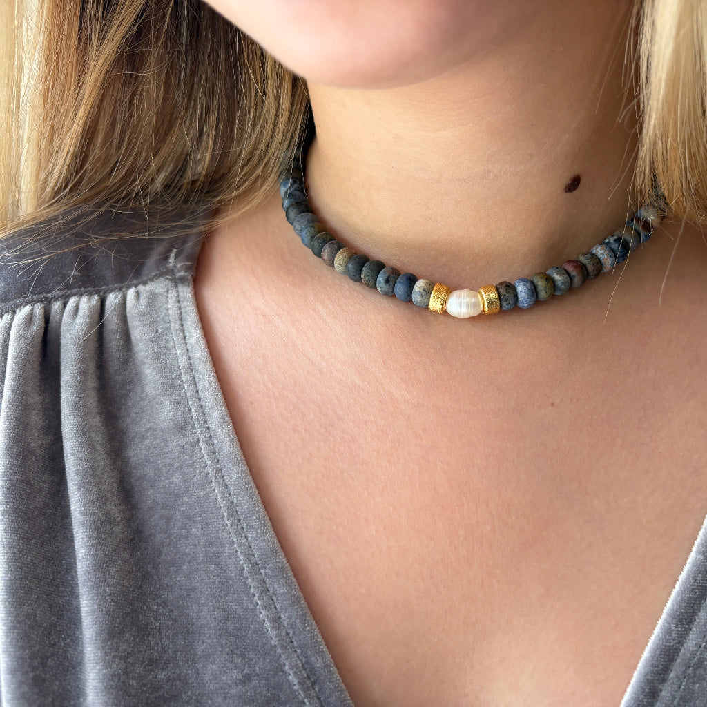 שרשרת דיומורטירייט ופנינה לבנה - ARIO By Shlomit Berdah