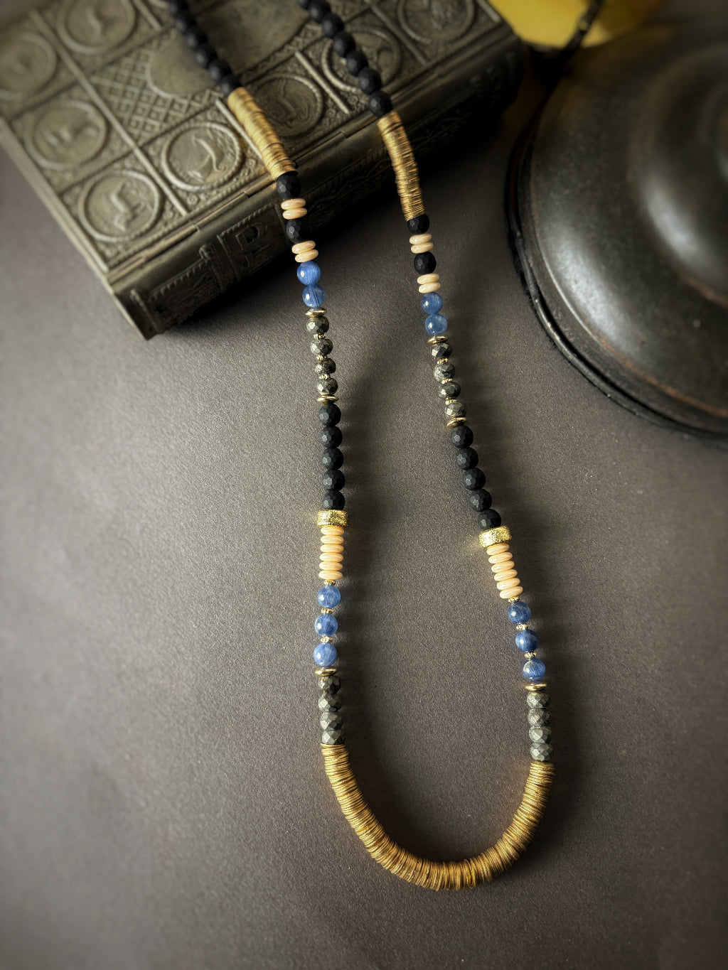 שרשרת אבני קיאנייט לאישה| שרשרת ארוכה- ARIO By Shlomit Berdah