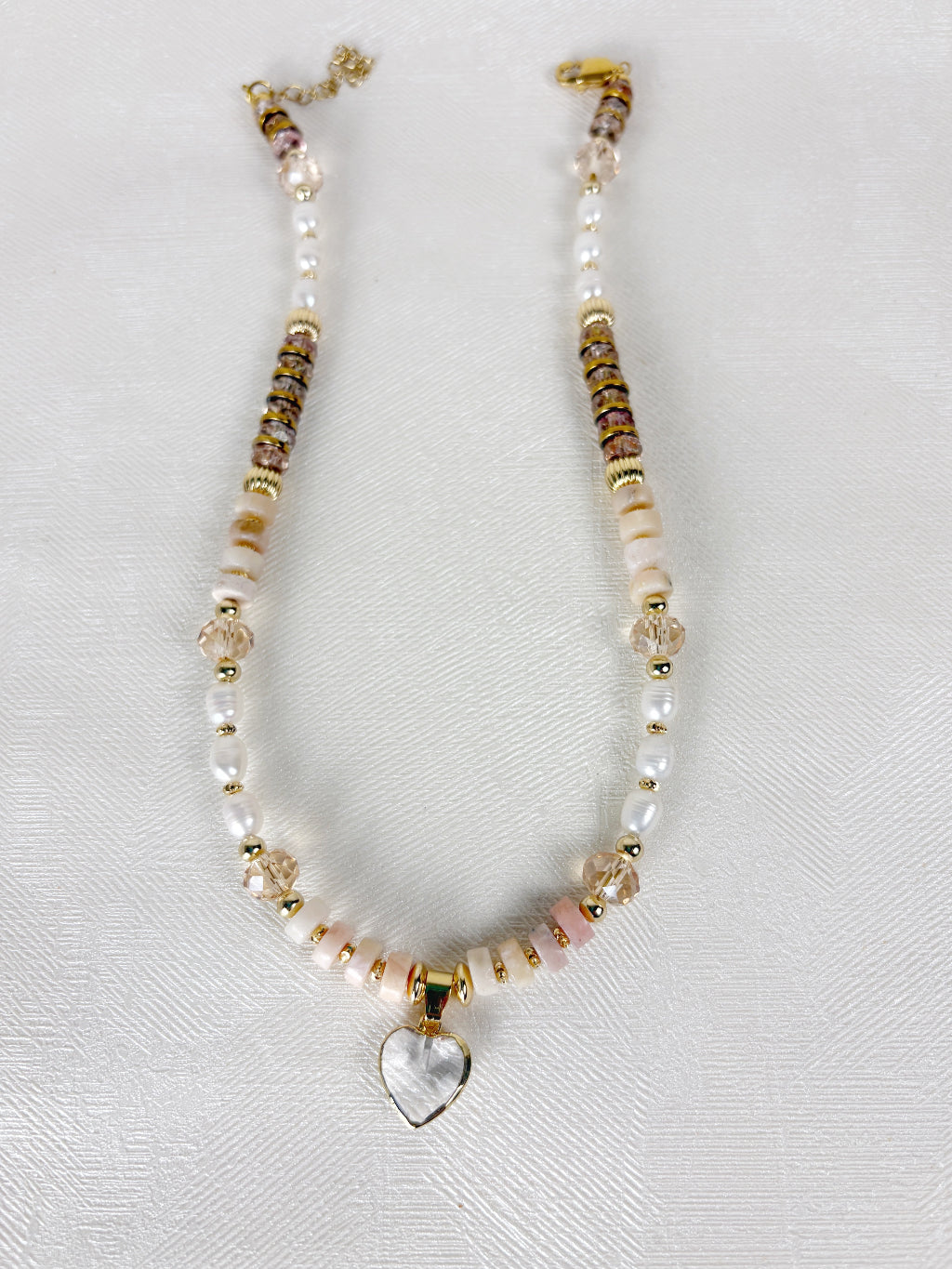 שרשרת לב קוורץ ואופאל וורוד | שרשרת זוהרת לאישה - ARIO by Shlomit Berdah