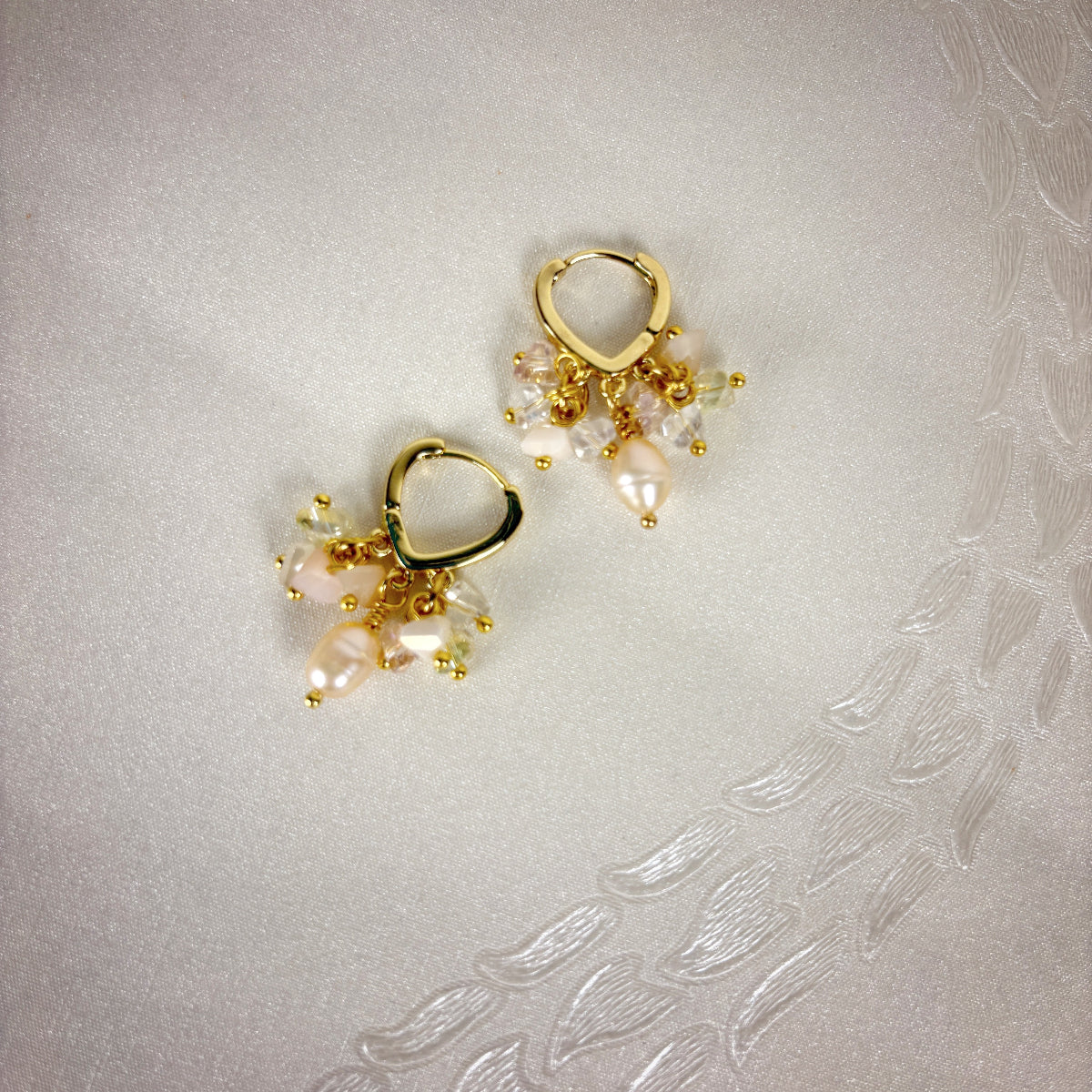 עגילי רוז | עגילי פנינה וורודה - ARIO by Shlomit Berdah