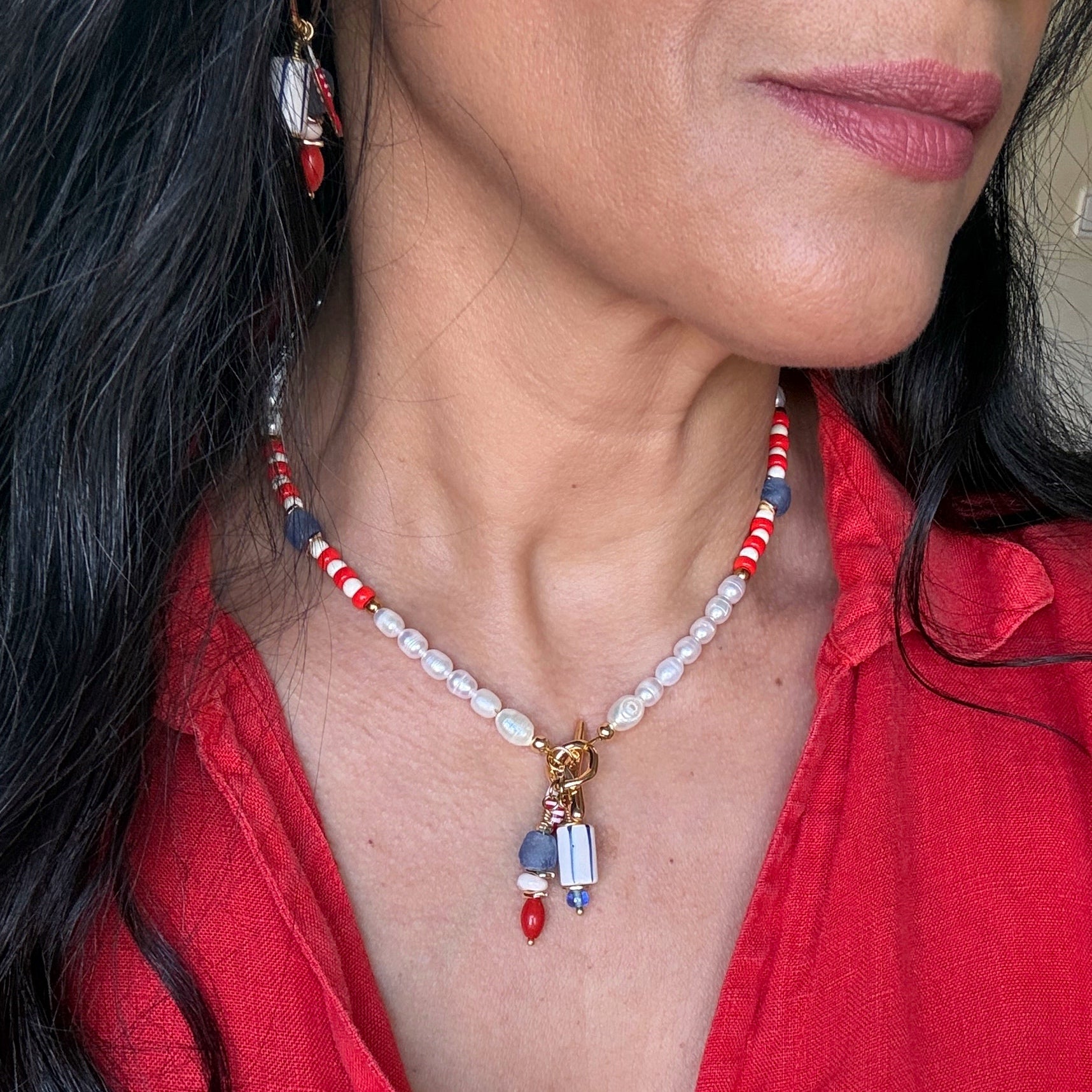 שרשרת מרינה | שרשרת פנינים צבעונית לנשים על הצוואר |ARIO