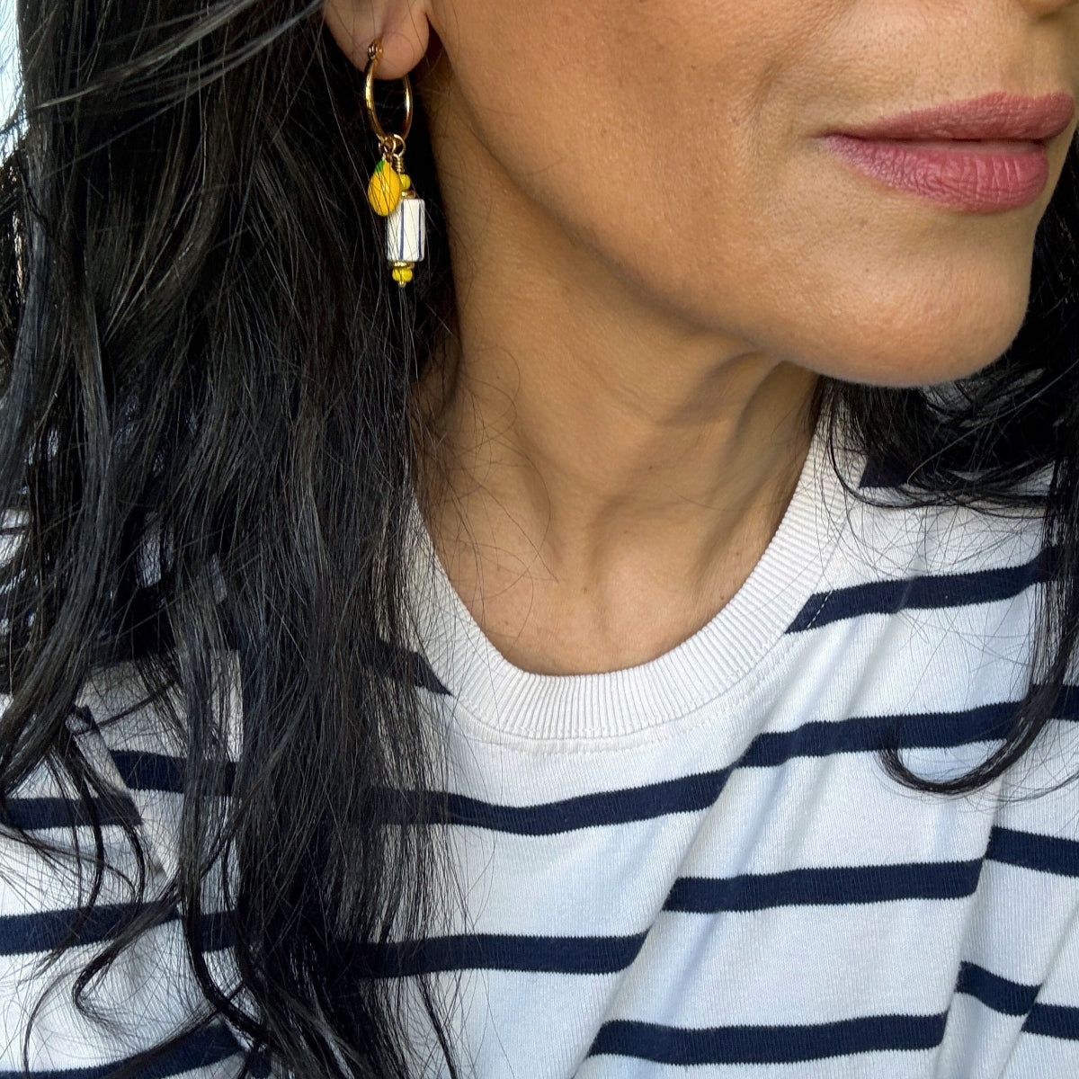 עגילי קאפרי על האוזן