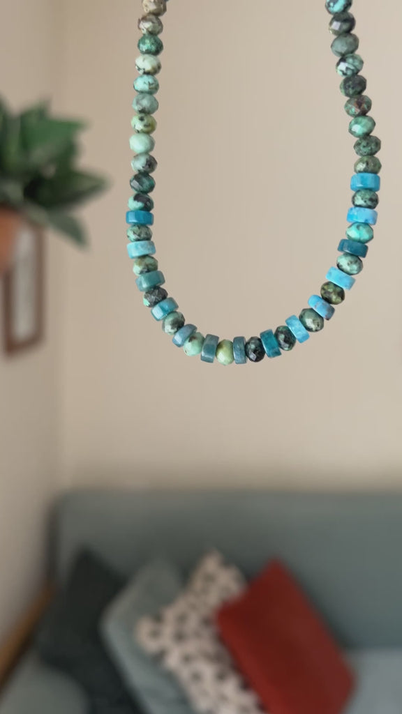 שרשרת אבנים כחולה טורקיז אפטייט| שרשרת יפיפיה לגבר - ARIO by Shlomit Berdah