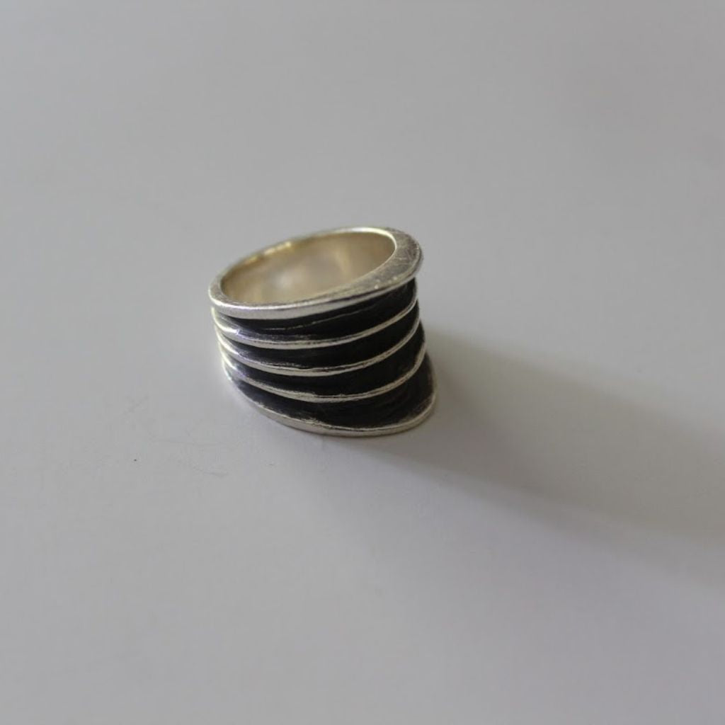 טבעת כסף קשתות - ARIO by Shlomit Berdah