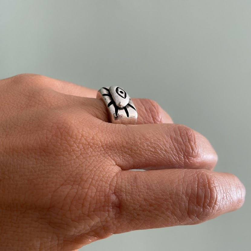 טבעת כסף לאישה עיוני - ARIO by Shlomit Berdah